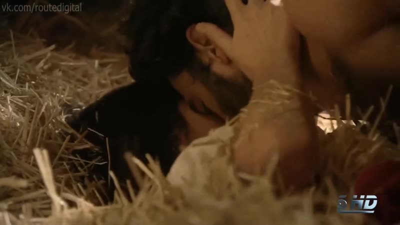 Dafne fernandez tierra de lobos (2010) (escena de cama erótica de la película celebridad follando escena de sexo desnuda)