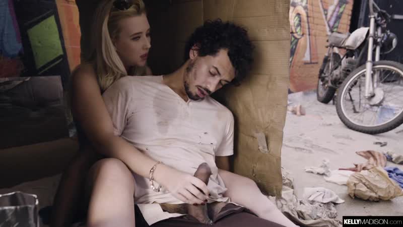 Samantha Rone a de la chance [tout le sexe, hardcore, pipe, gonzo]